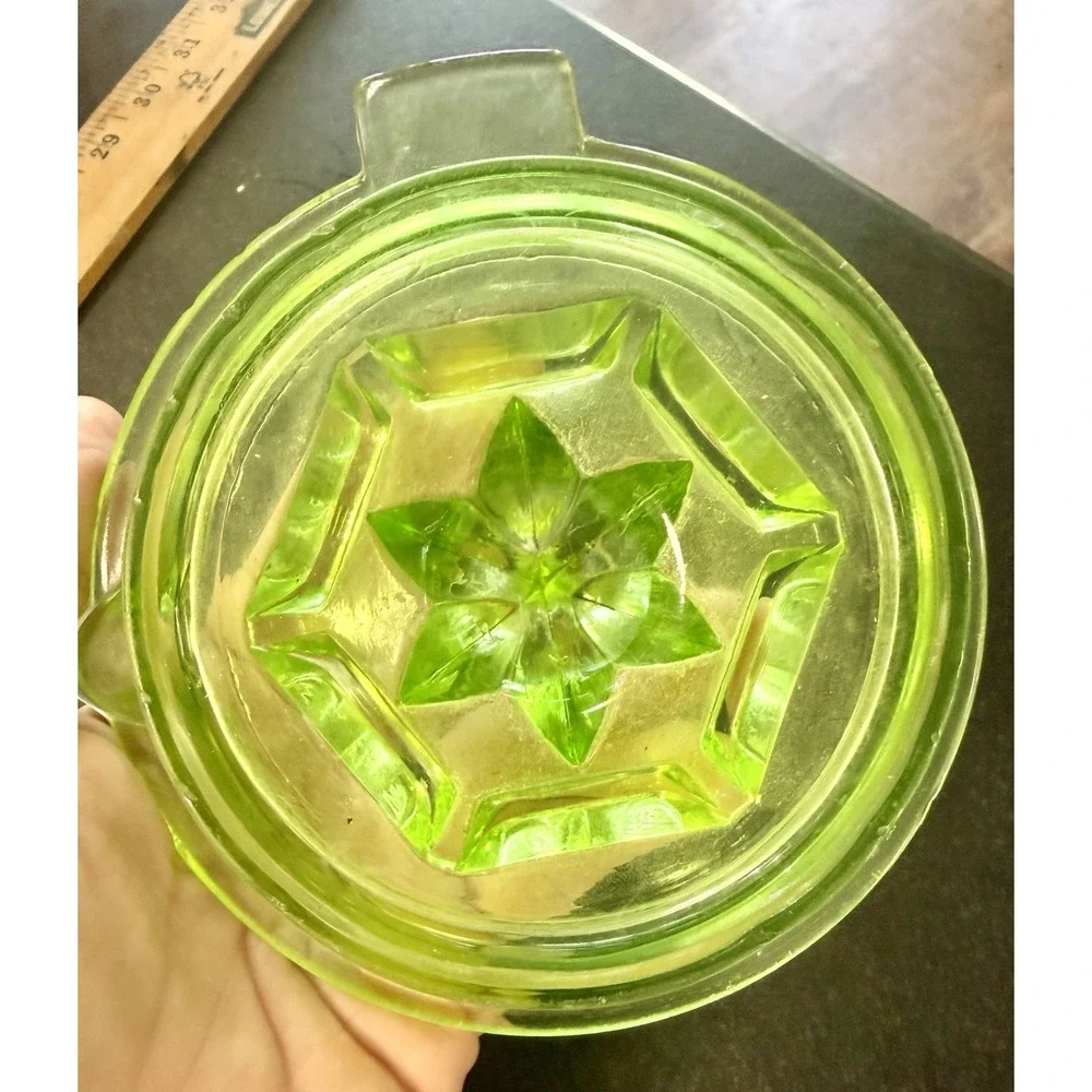 Vintage Uranium Glass Citrus Juicer Reamer Green Depression Glass